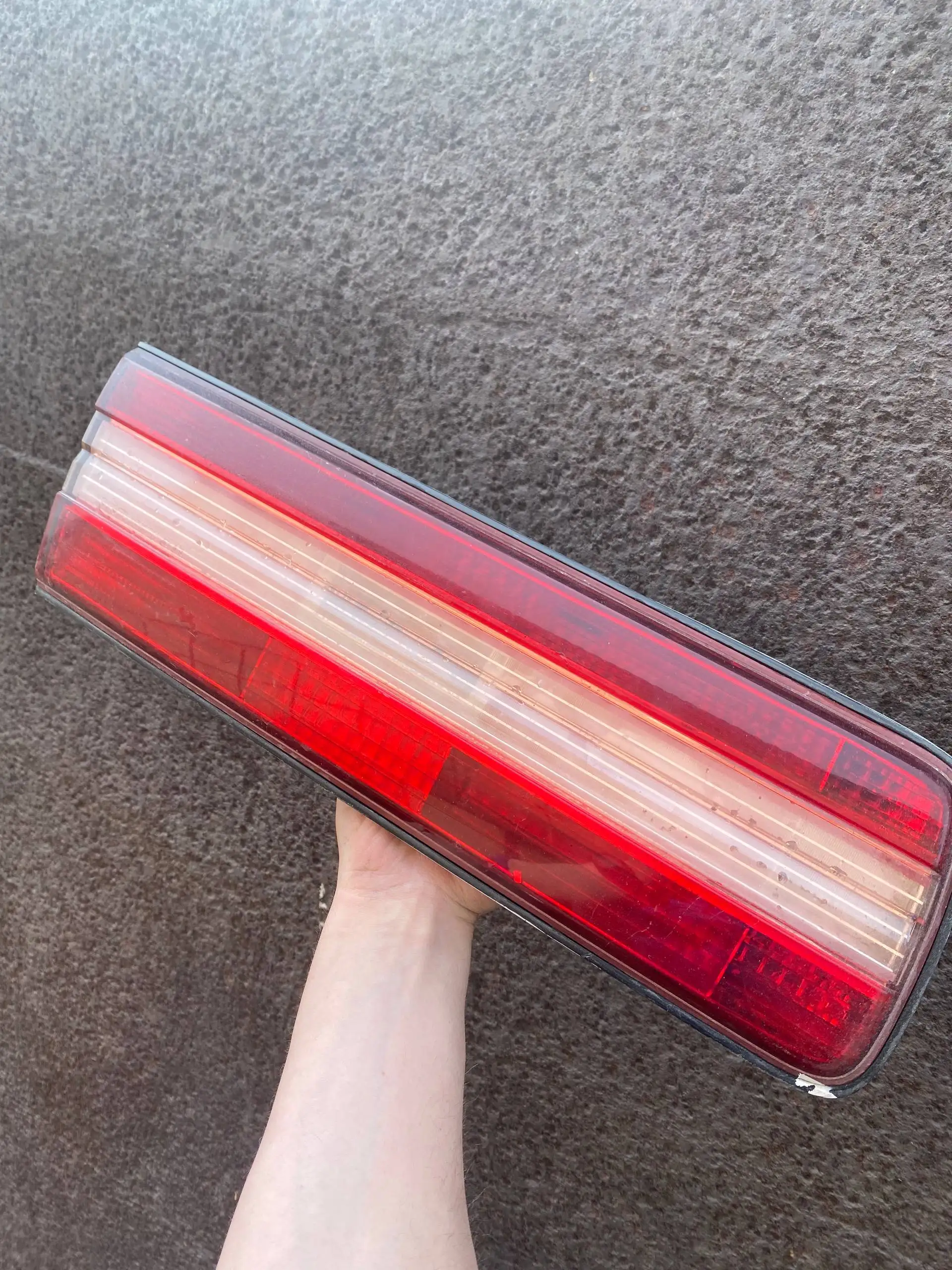 Продам стоп сигналы Марк 2 100 дорест - Запчасти (Авто) в Иркутск