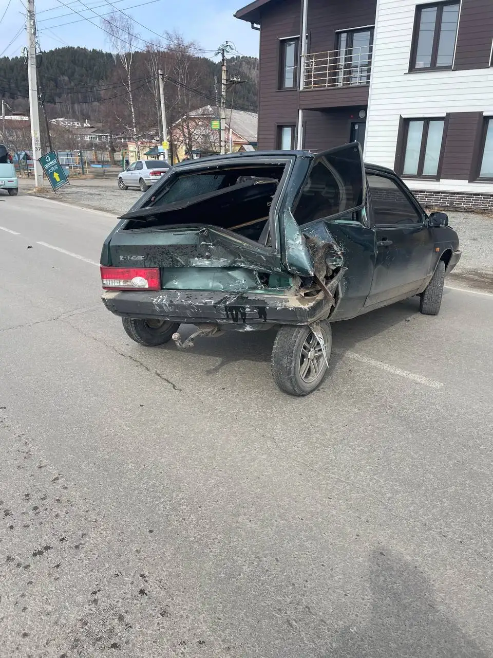 Продажа автомобиля на разбор или целиком - Автомобили (Авто) в Иркутск