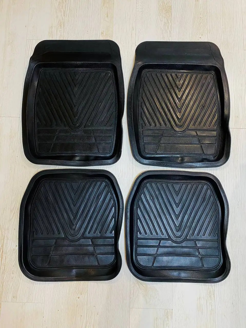 Продам ковры с бортами универсальные - Аксессуары (Авто) в Иркутск