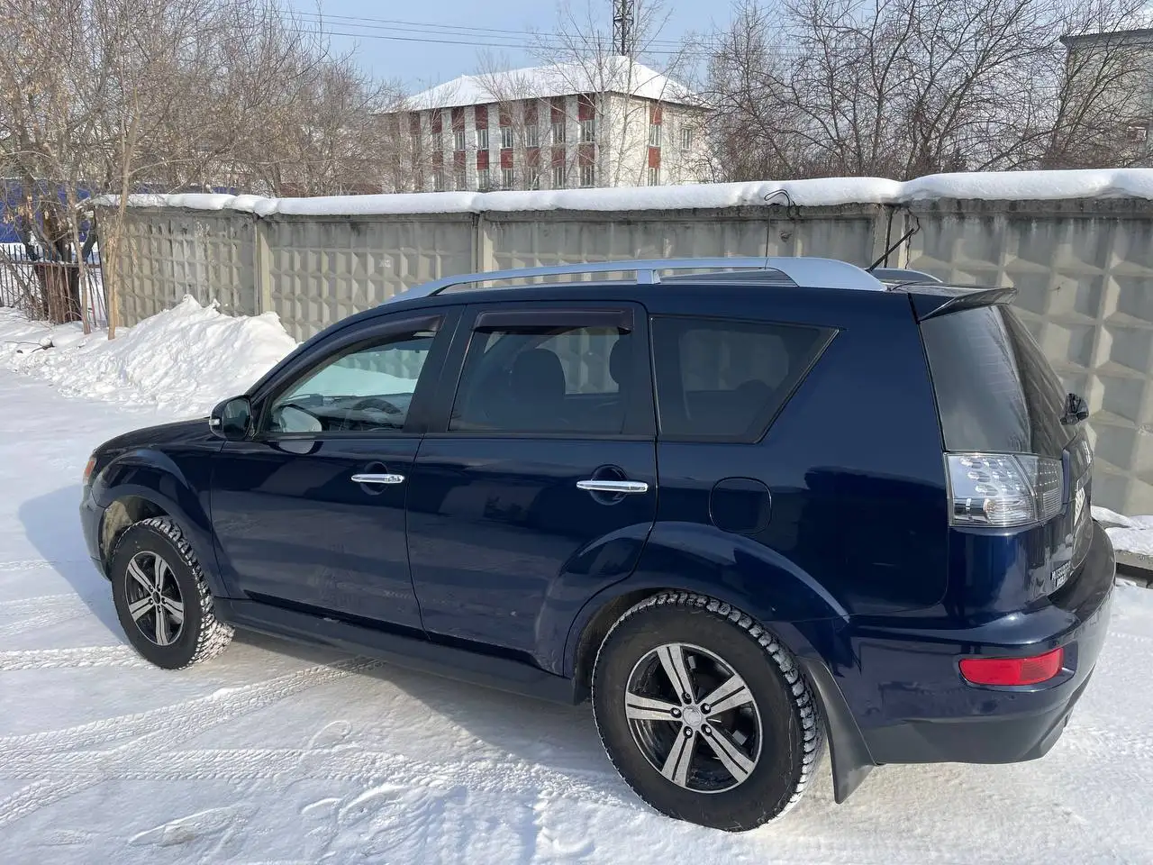 Продажа Subaru Outlander 2010 года рестайлинг - Внедорожники/кроссоверы (Авто) в Иркутск