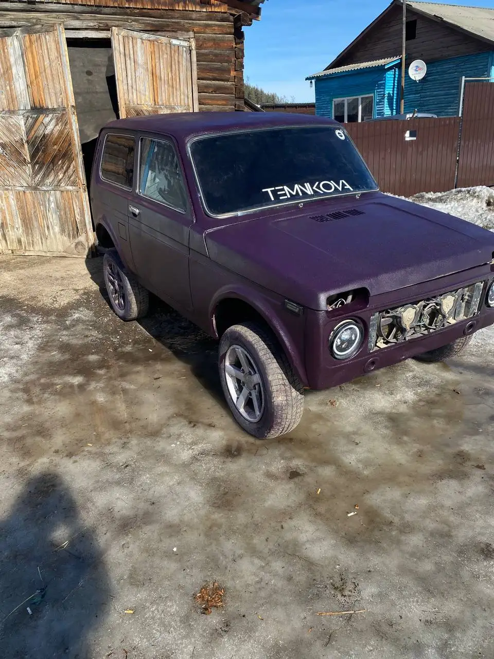 Продажа Нивы 21214 2001 года - Внедорожники (Авто) в Иркутск