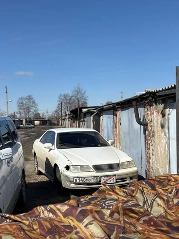 Продам автомобиль по кузову моменты с техничкой булкой - Микроавтобусы/Минивэны в Иркутск