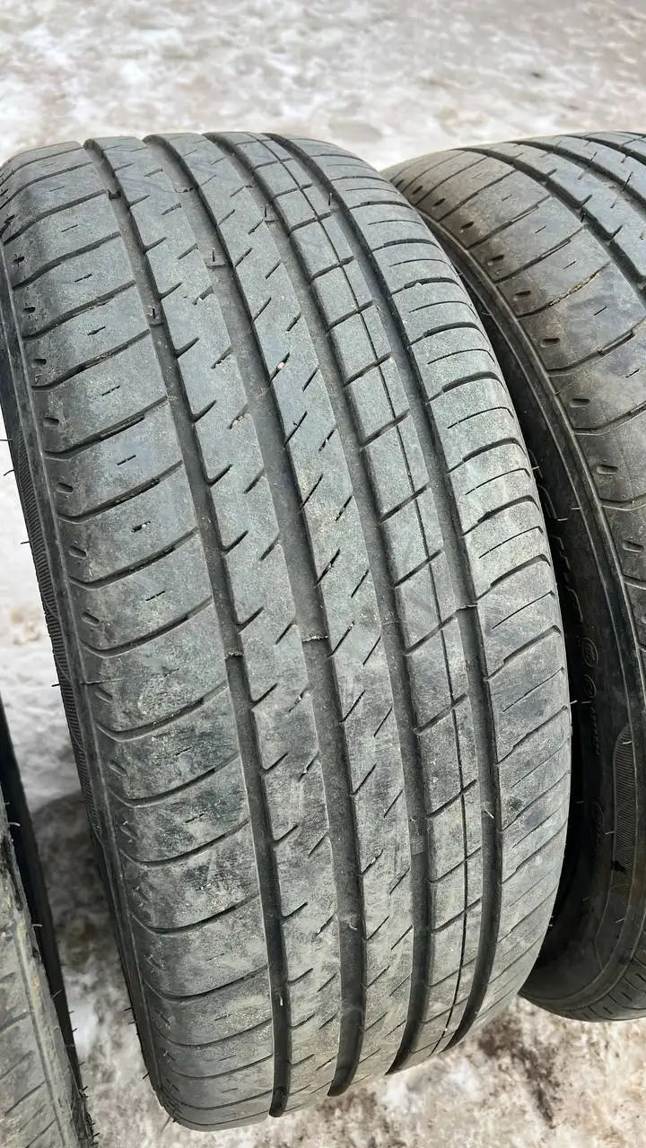 Комплект летних шин 225/45/18 - Шины и диски (Авто) в Иркутск