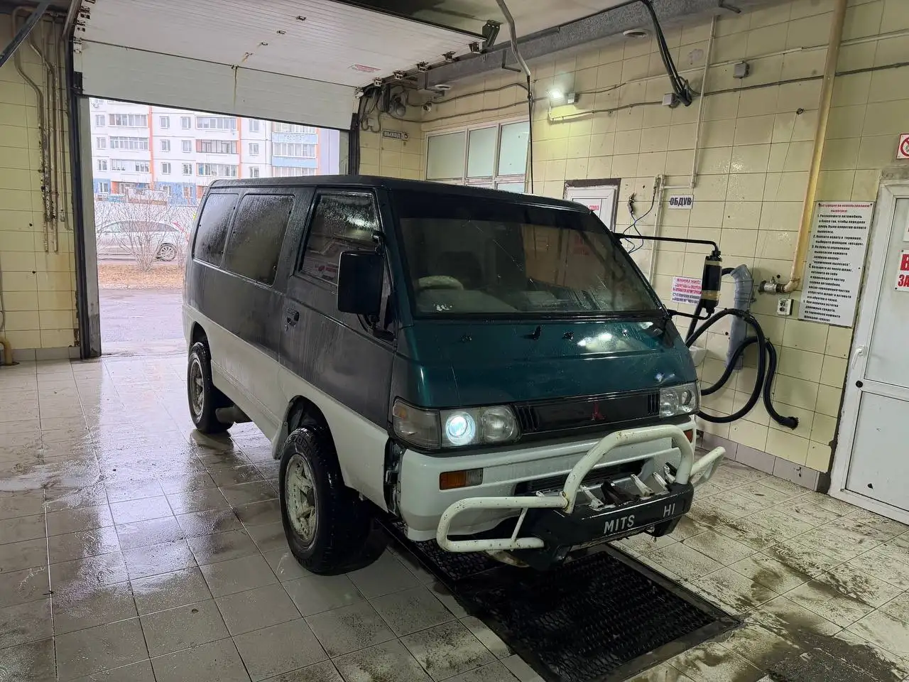 Mitsubishi Delica с полным приводом и турбо дизелем - Минивэны/Микроавтобусы (Авто) в Иркутск