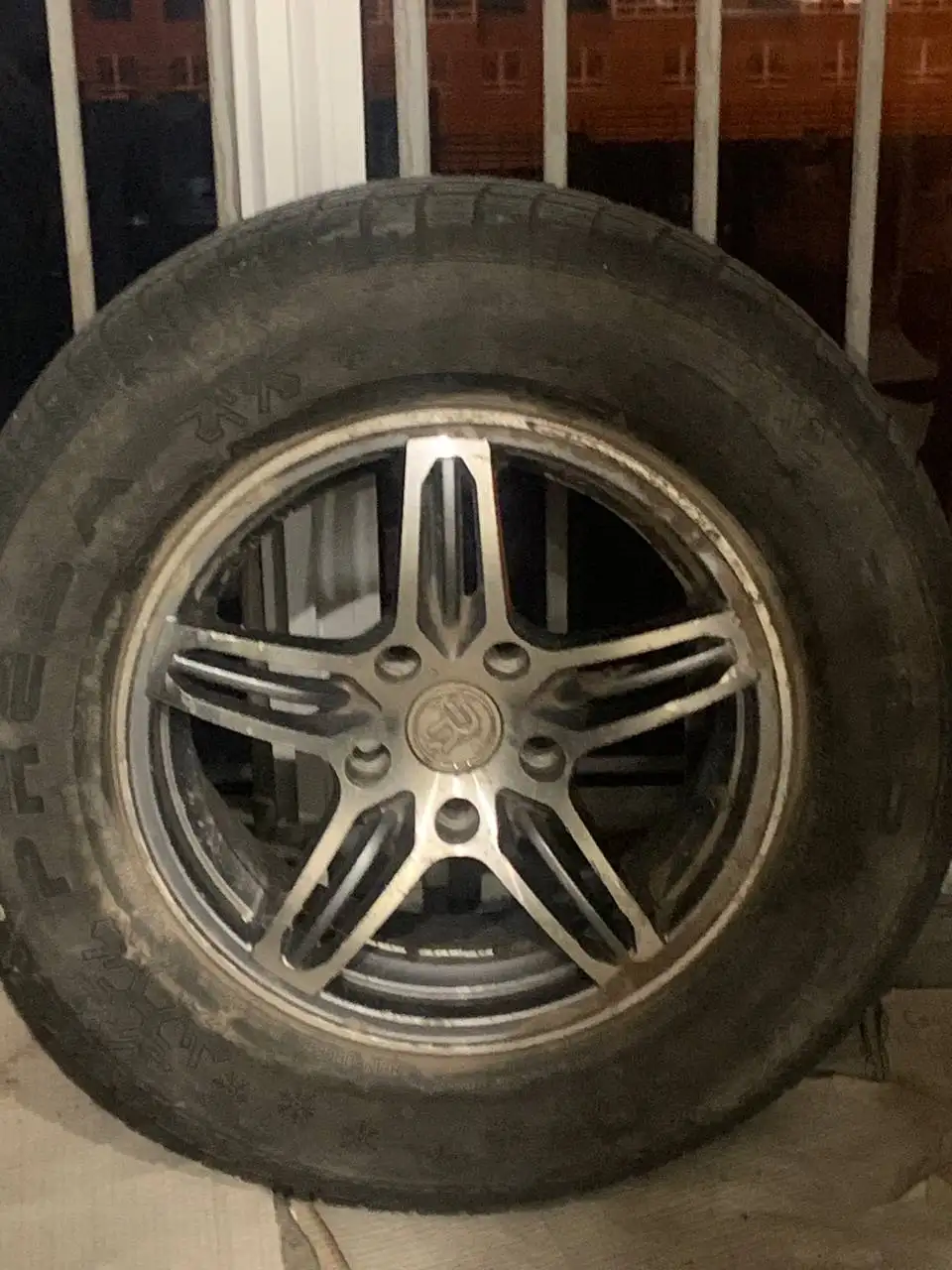 Резина на выкид R15 205/70/15 - Шины (Авто) в Иркутск