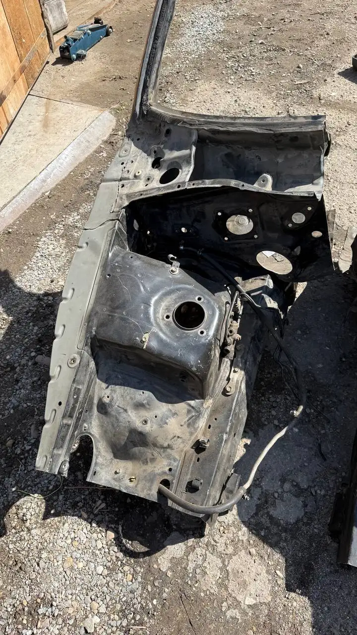 Продажа запчастей Марк 90: крыша, задний срез, четверть - Автозапчасти (Запчасти) в Иркутск