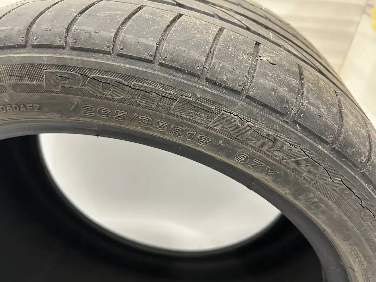 Продам два баллона по 1к - Барахолка в Иркутск