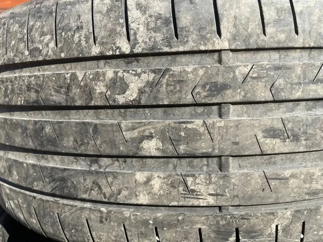 Комплект летней резины 225/45/18 - Минивэны и микроавтобусы в Иркутск