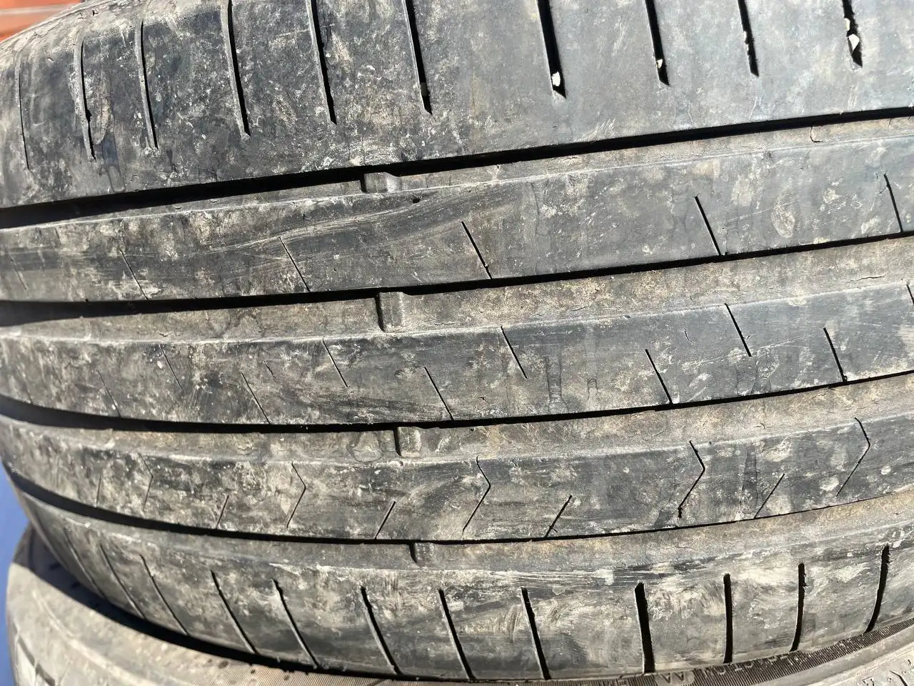 Комплект летней резины 225/45/18 - Шины и диски (Авто) в Иркутск