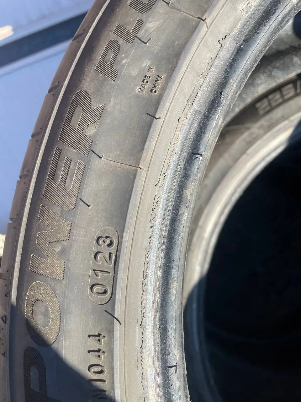 Комплект летней резины 225/45/18 - Шины и диски (Авто) в Иркутск