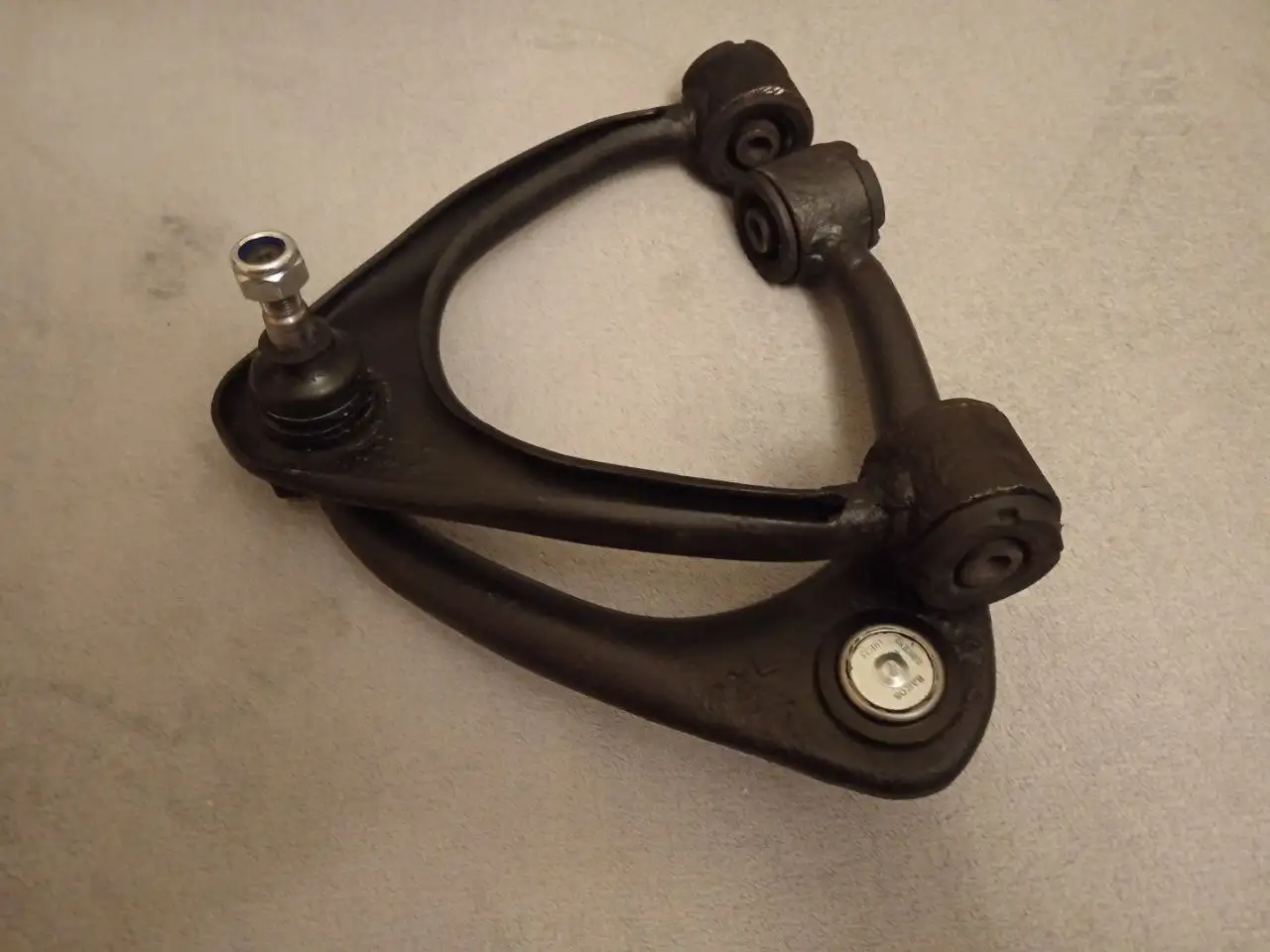 Продажа верхних рычагов с сайлентблоками и шаровыми для Toyota Mark II JZX100 - Подвеска (Запчасти) в Иркутск