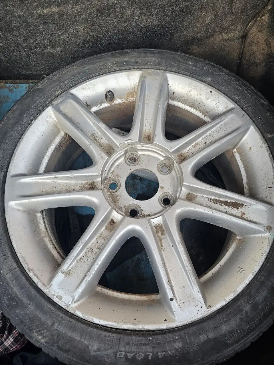 Продам литье с летней резиной на докат 5x114.3 - Запчасти (Авто) в Иркутск