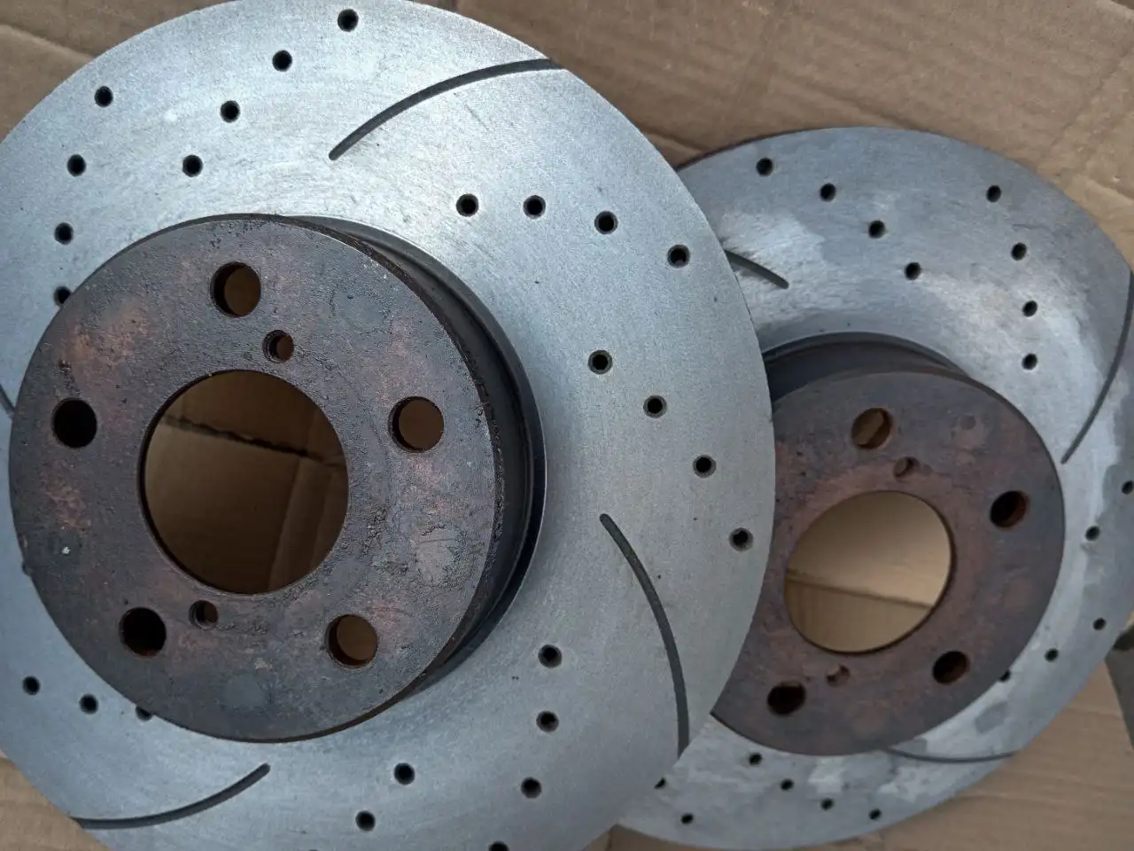 Тормозные диски Subaru Legacy B4 2010г - Тормозные диски (Запчасти) в Иркутск