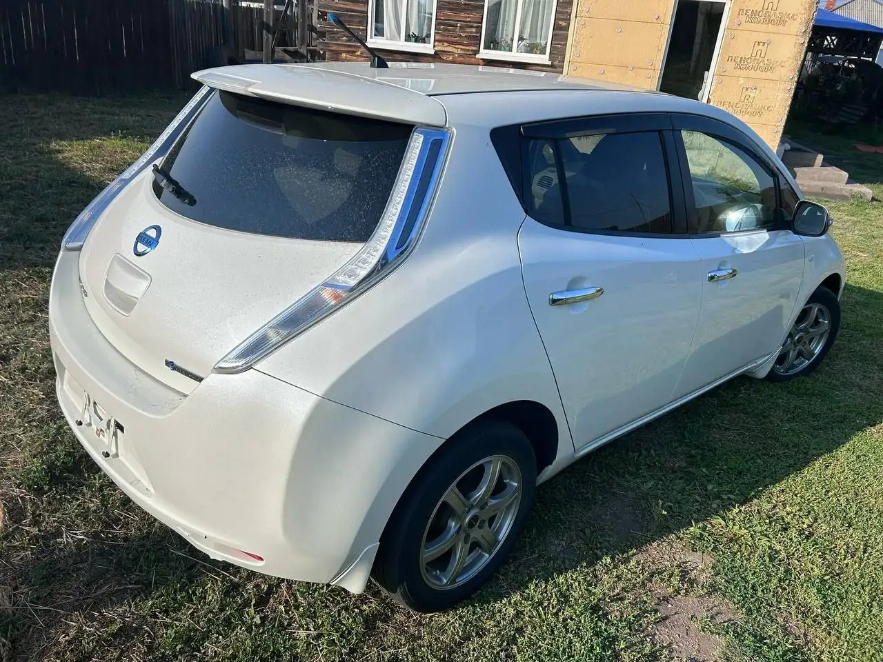 Nissan Leaf 2012 года - Электромобили (Авто) в Иркутск
