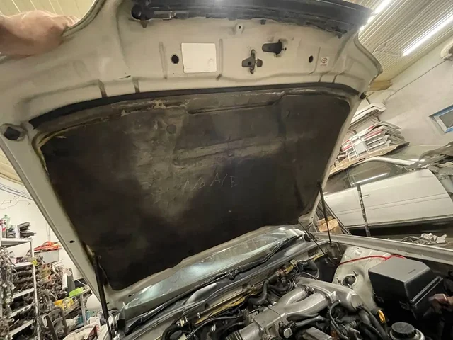 Разбор Honda Tourer S: обвесы (кроме губы), крышка багажника, двери - Toyota Corolla в Иркутск