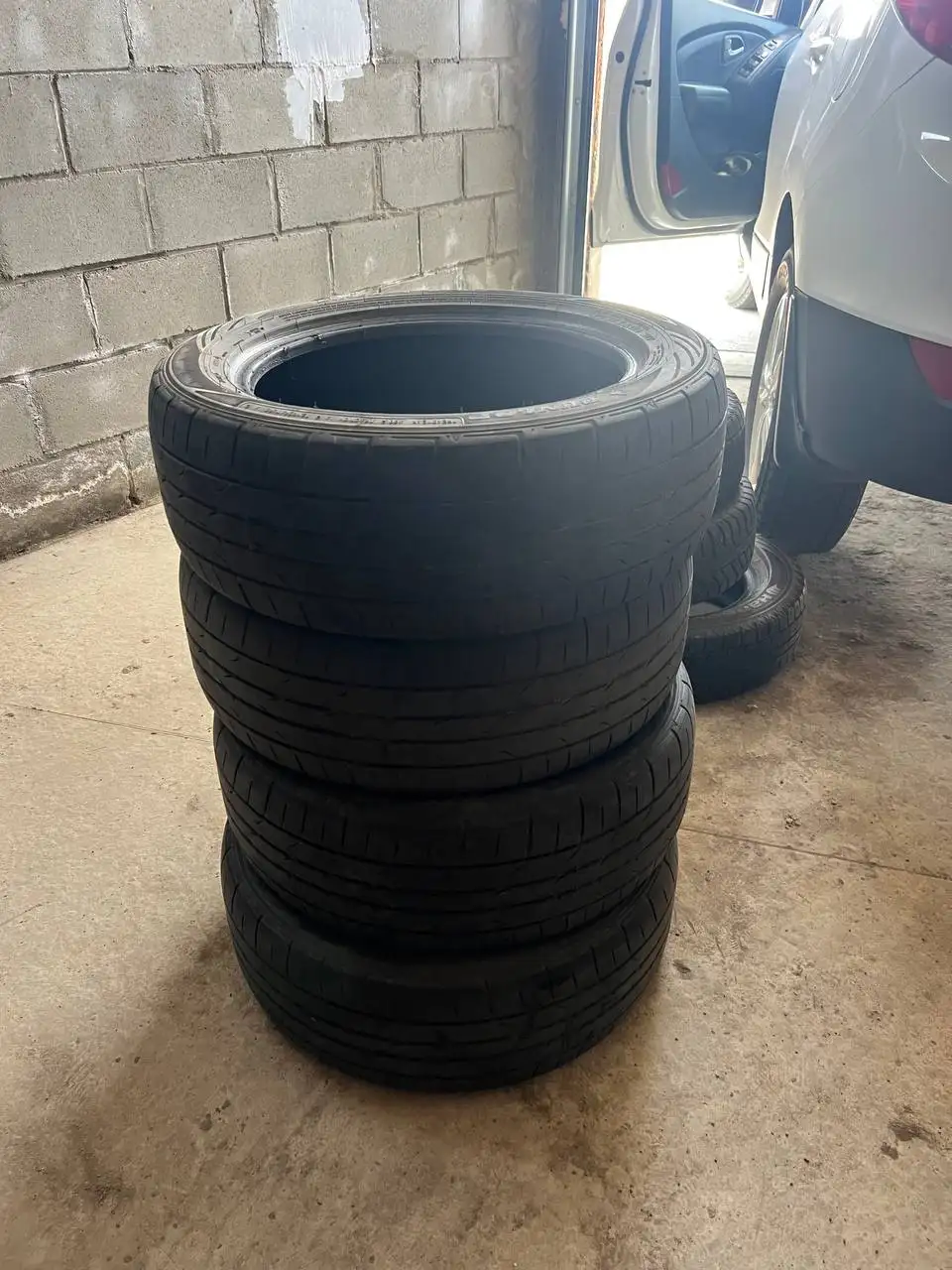 Продажа резины R13 и R16 - Шины и диски (Авто) в Иркутск