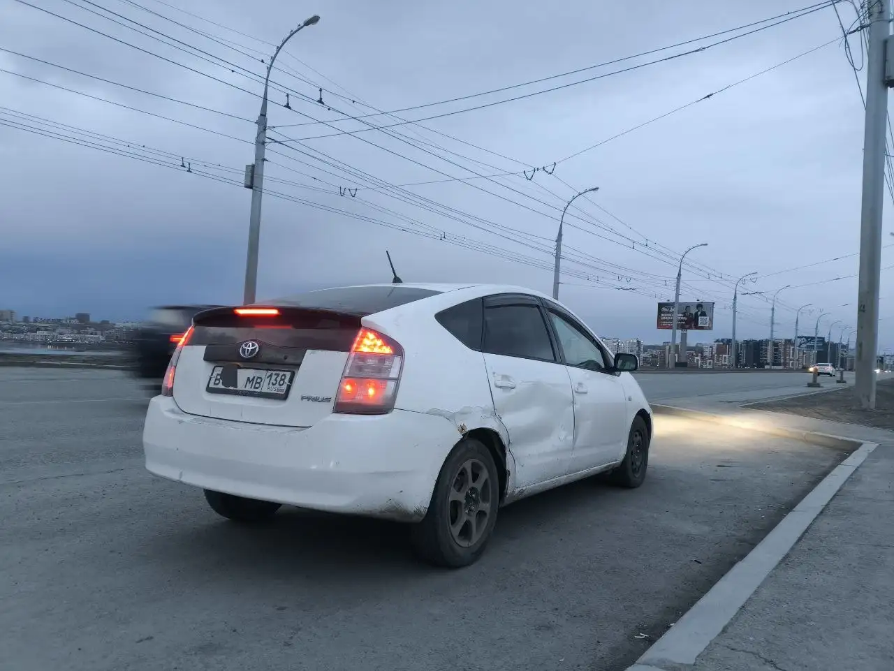 Toyota Prius XW20 2005 Гибрид Продажа/Обмен - Легковые автомобили (Авто) в Иркутск