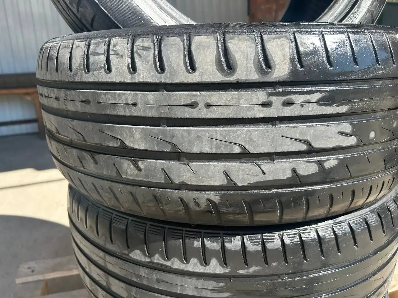 Продам резину - Шины (Авто) в Иркутск