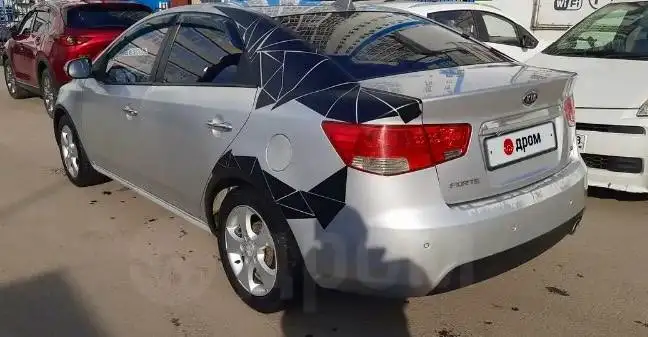 Kia Forte 2009, 1.6 AT - Kia (Авто) в Иркутск