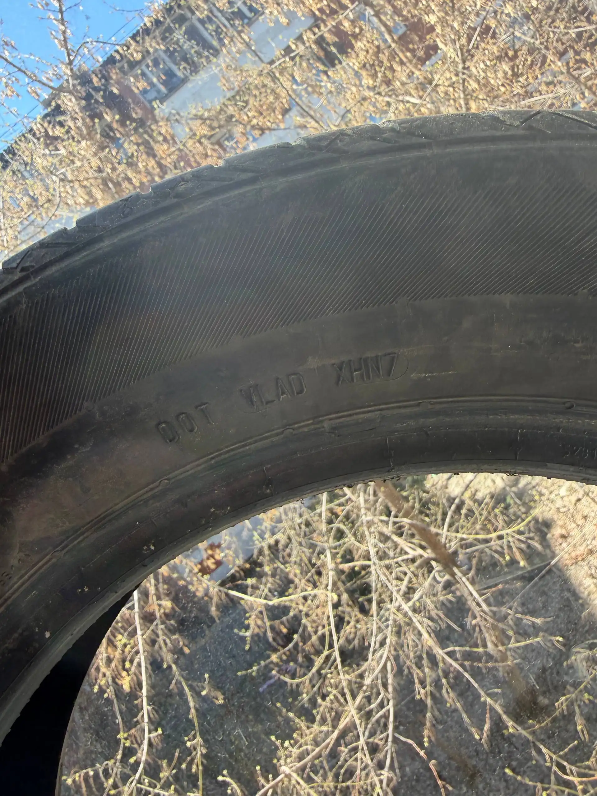 Продам летнюю резину 185/65 R15 Hectorra Matador - Шины и диски (Авто) в Иркутск