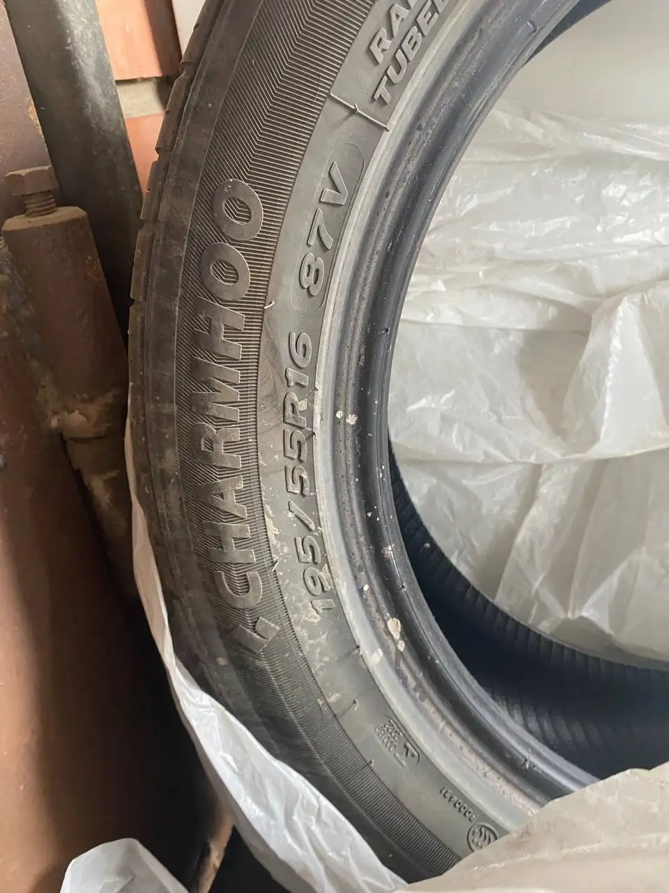 Продам летнюю резину 195/55 R16 - Шины и диски (Авто) в Иркутск
