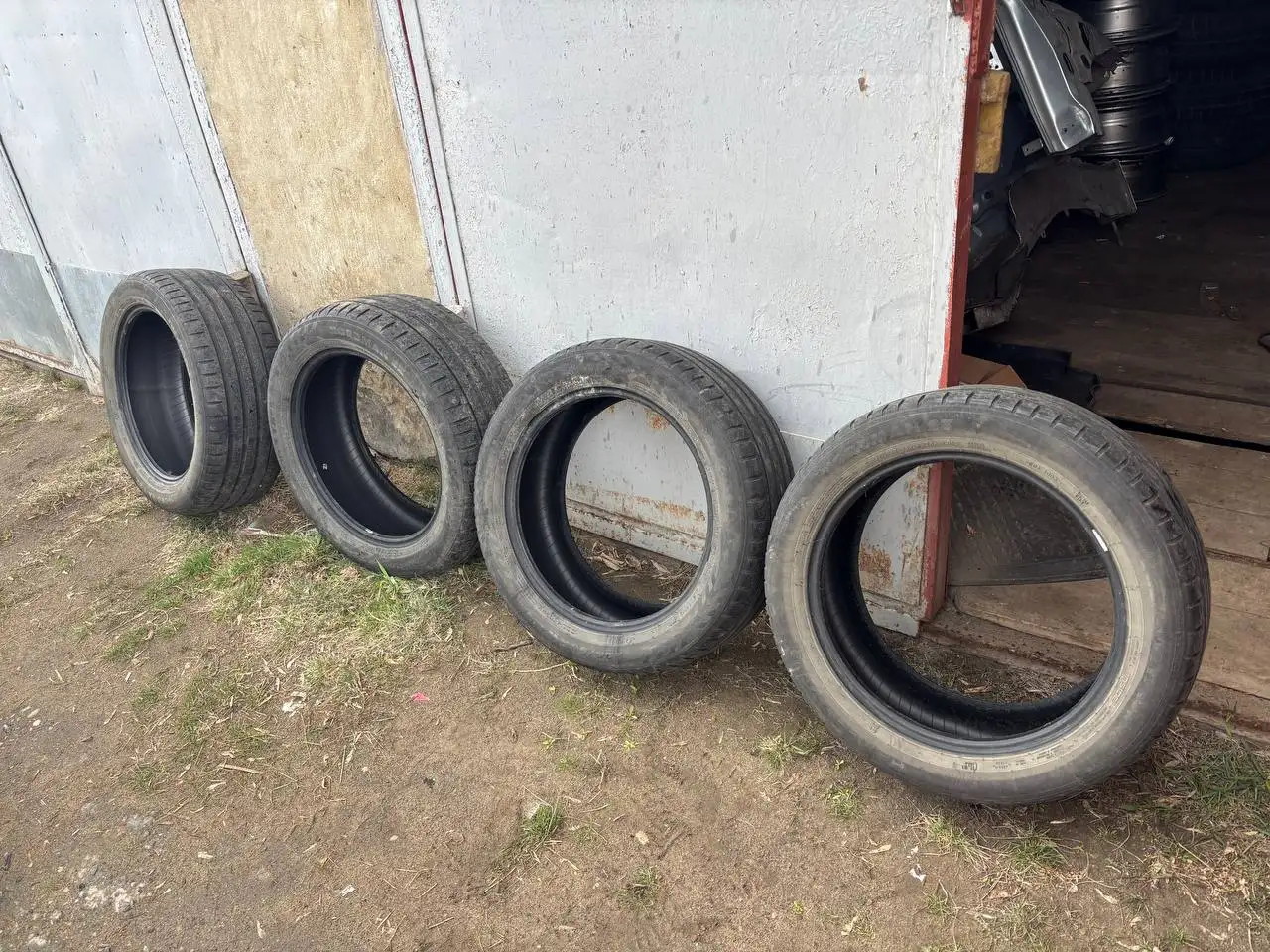 Продажа летней резины R17 и R18 - Шины и диски (Авто) в Иркутск
