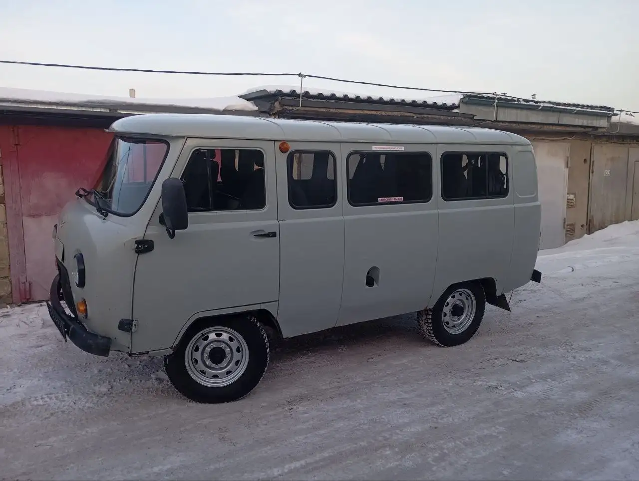 Продам УАЗ Пассажирский 8 мест - Внедорожники (Авто) в Иркутск