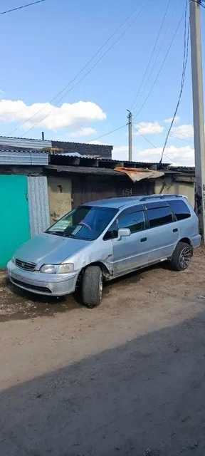 Toyota Ipsum в Иркутске - Внедорожник в Иркутск