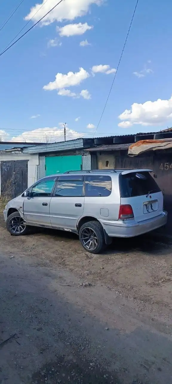 Toyota Ipsum в Иркутске - Легковые автомобили (Авто) в Иркутск
