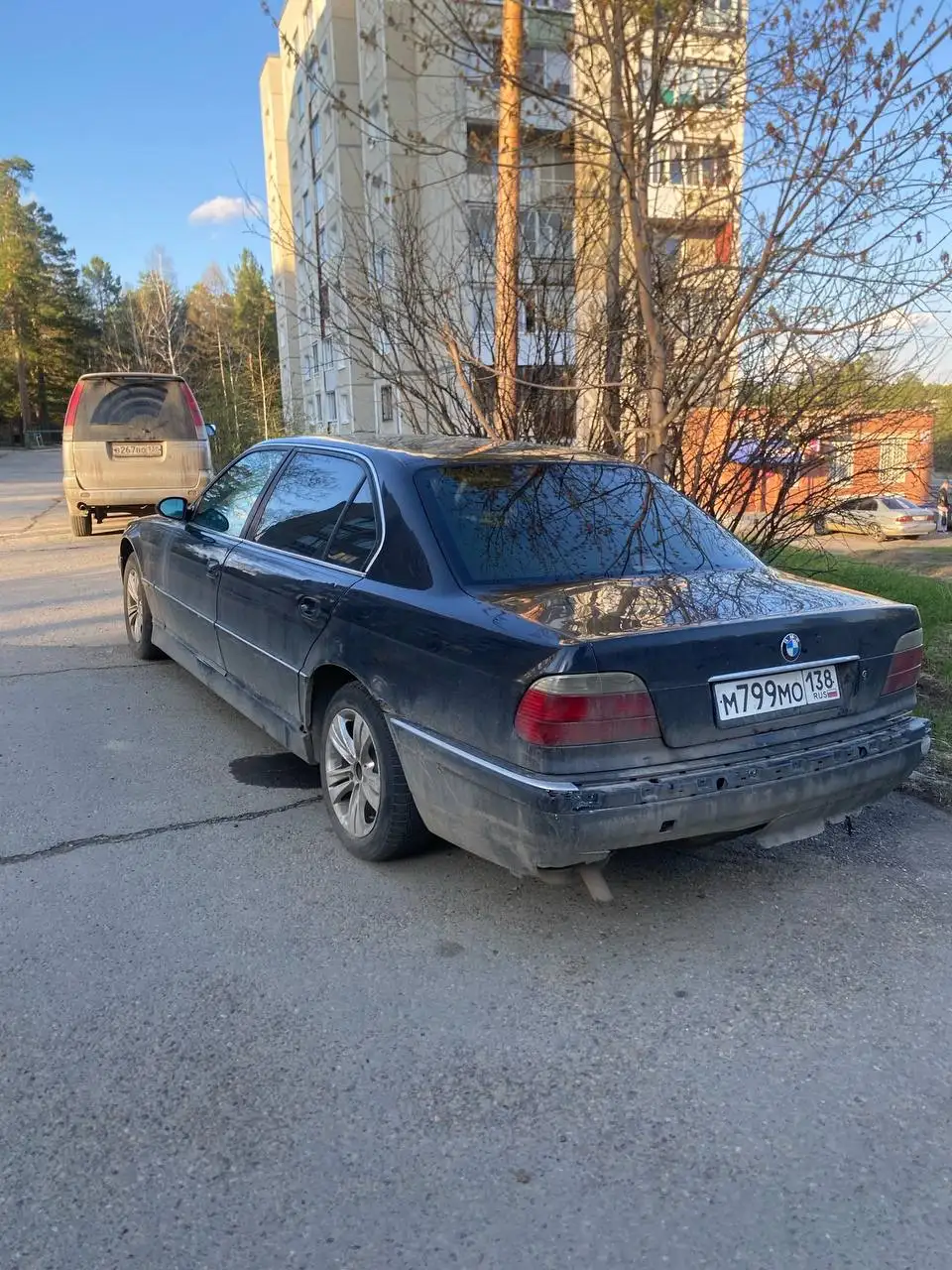 Продам автомобиль с двигателем 5.4 - Легковые автомобили (Авто) в Саянск