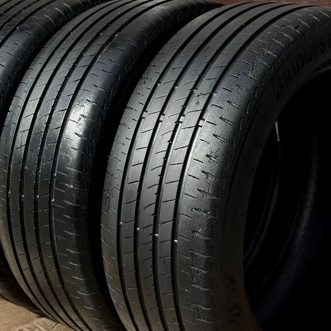 Продам летнюю резину Bridgestone R17 225/45 - Шины и диски (Авто) в Иркутск