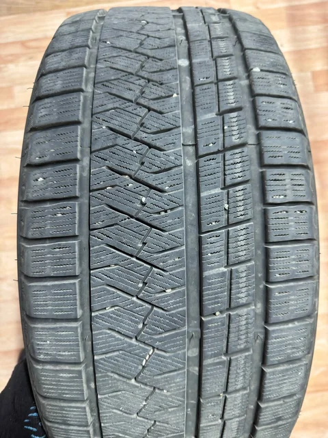 Продам 3 баллона зимней резины Triangle 255/45/R19 - Запчасти для авто / Аудиосистемы в Иркутск
