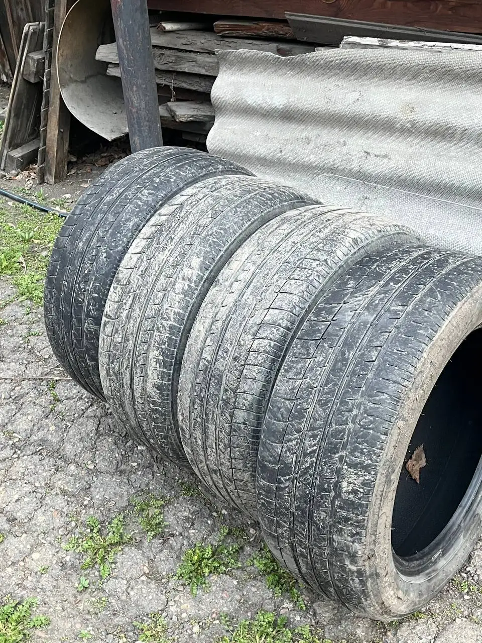 Продам летнюю резину Triangle R16 - Шины (Авто) в Иркутск