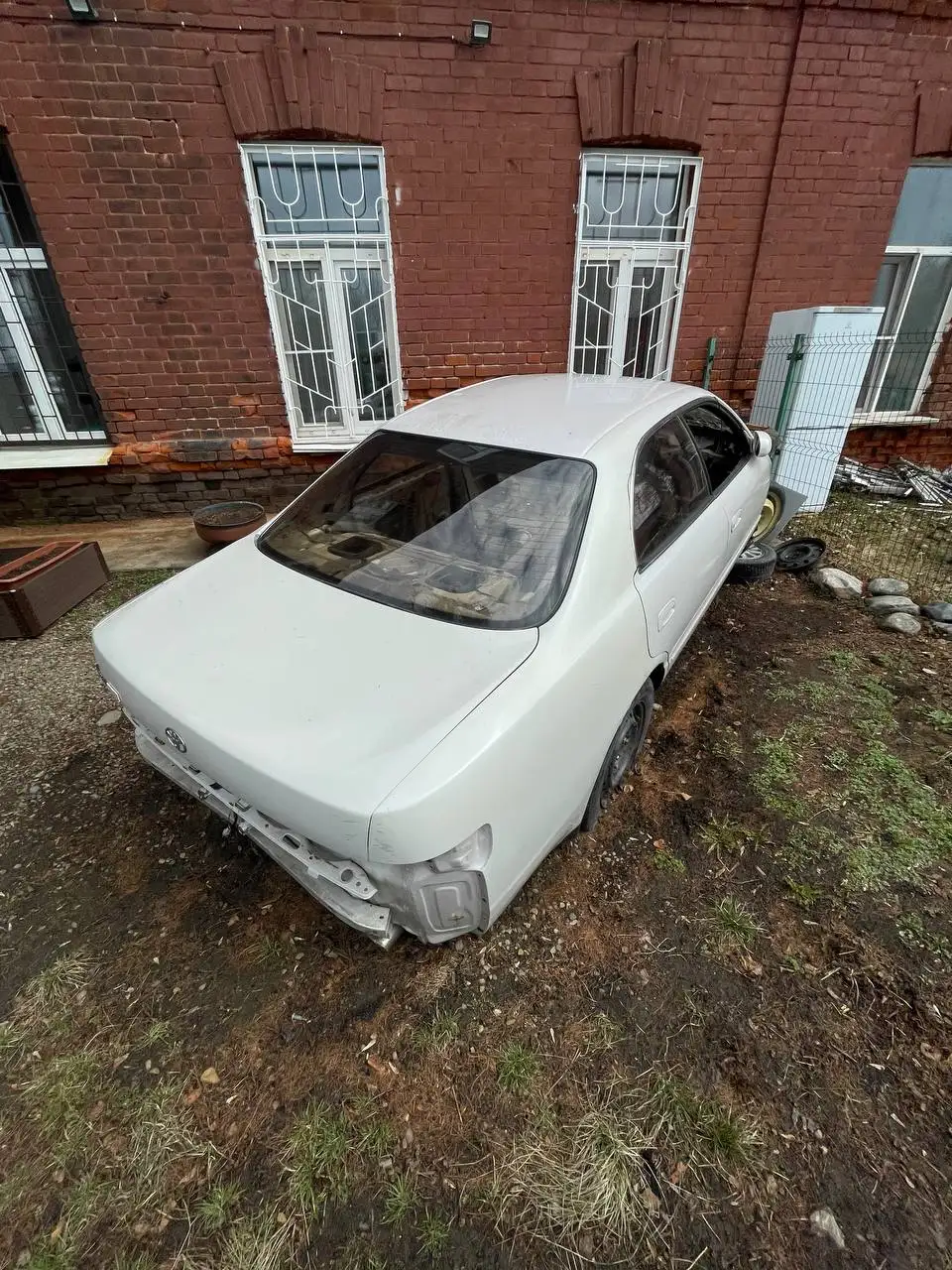 Продам кузов Chaser GX90 - Кузовные детали (Авто) в Иркутск