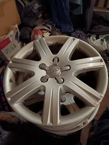 Продам диски Audi 18R - Авто в Иркутск