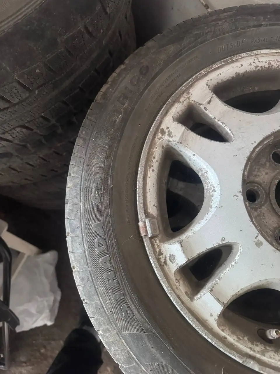 Колеса R15 5/114.3 и резина на докат 185/65 R15 - Шины и диски (Авто) в Иркутск