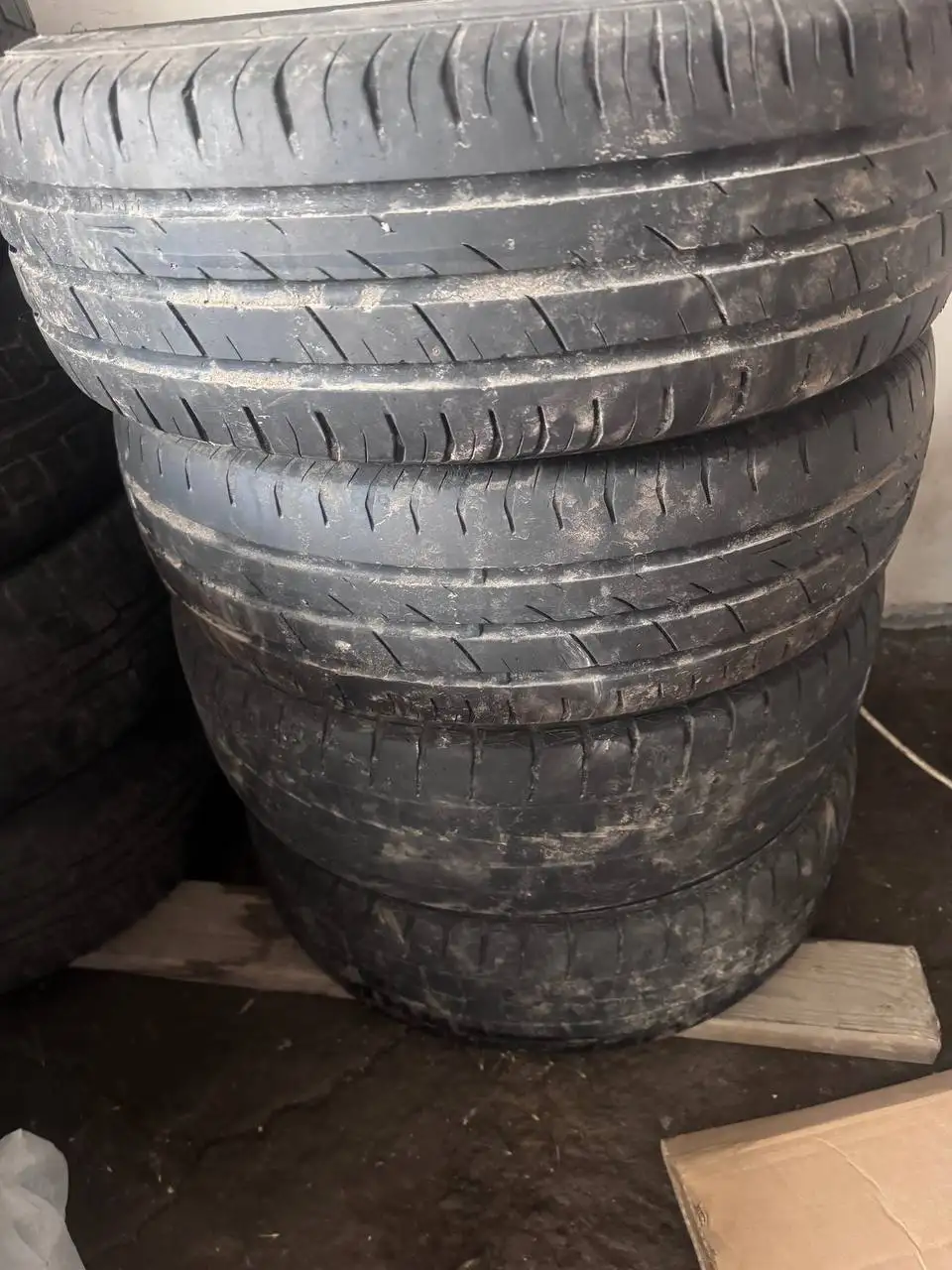 Колеса R15 5/114.3 и резина на докат 185/65 R15 - Шины и диски (Авто) в Иркутск