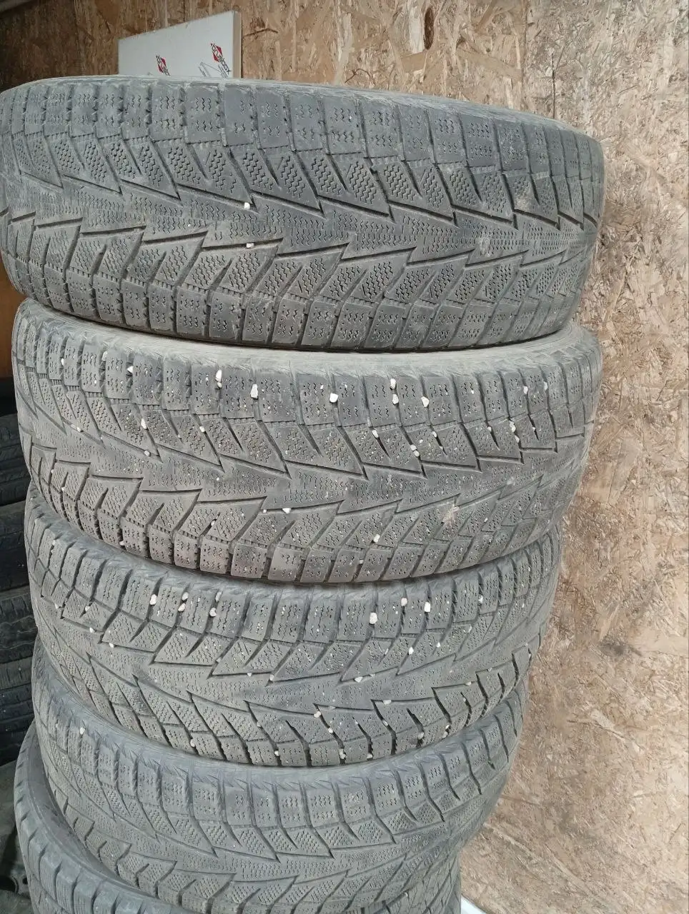 Продам резину 205/65/R16 - Авто в Иркутск