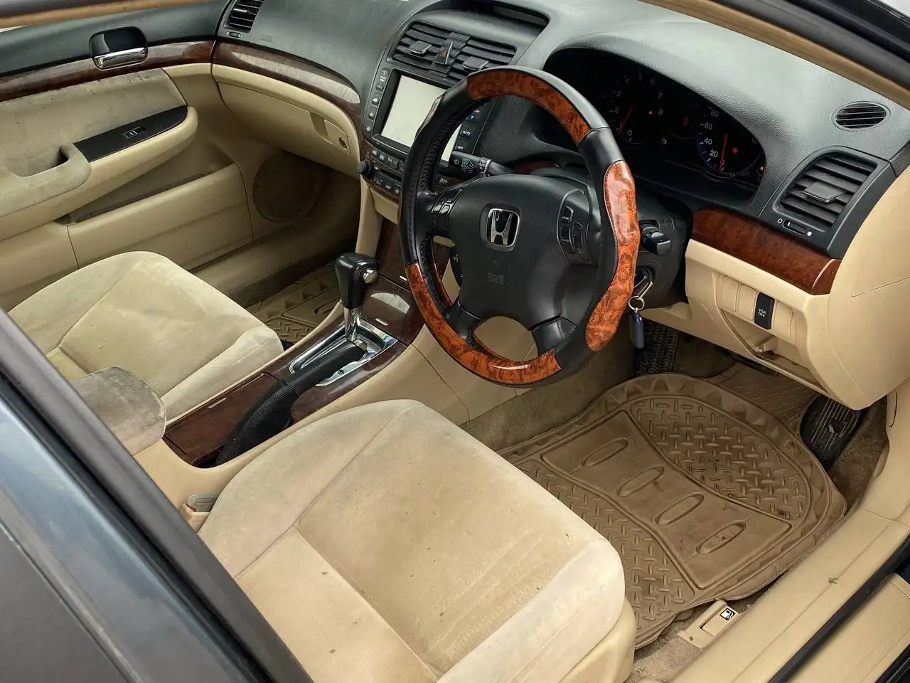 Honda Inspire 2004 года - Легковые автомобили (Авто) в Иркутск
