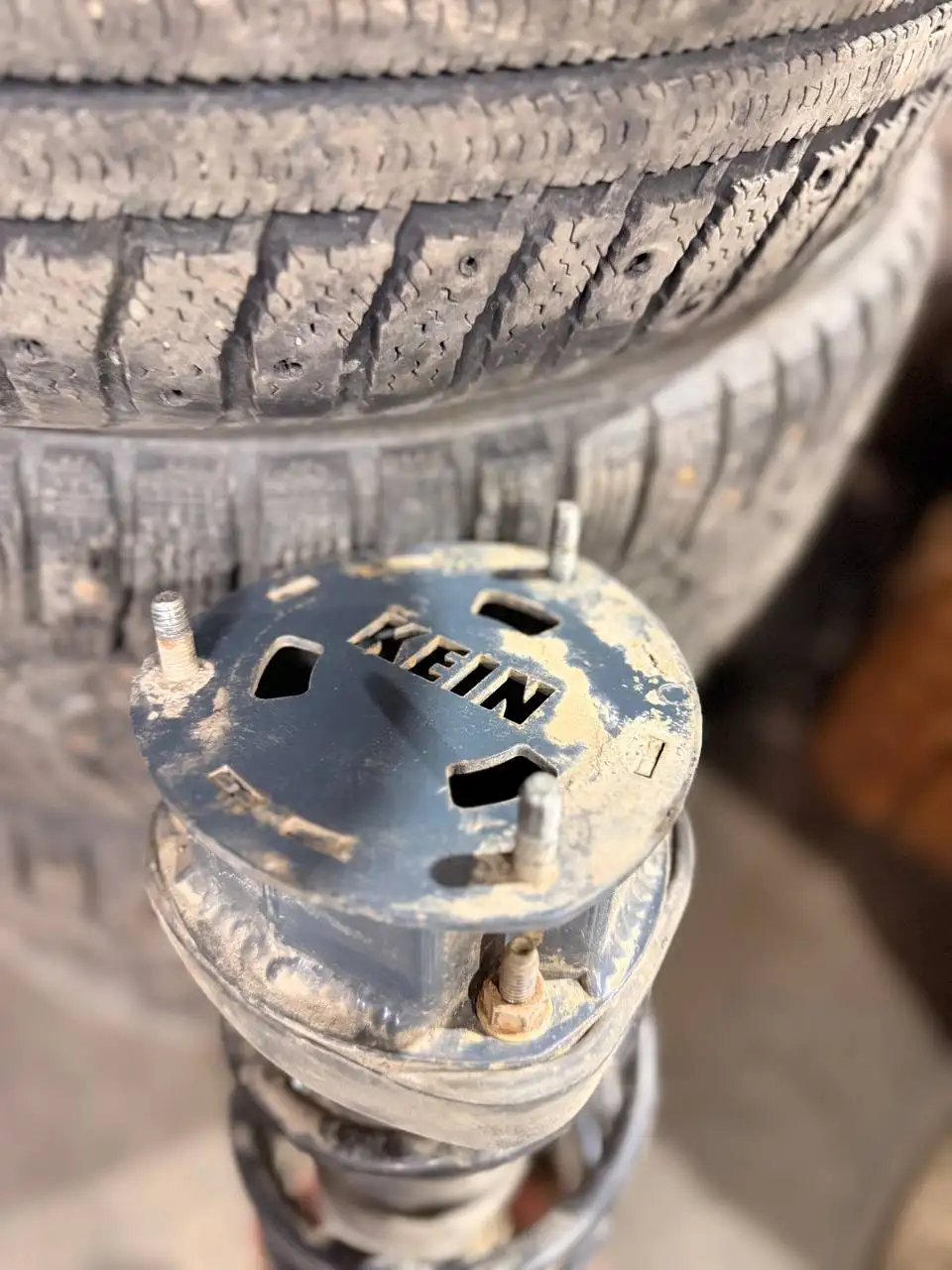 Стойки задние Subaru Forester/Impreza - Запчасти (Авто) в Иркутск