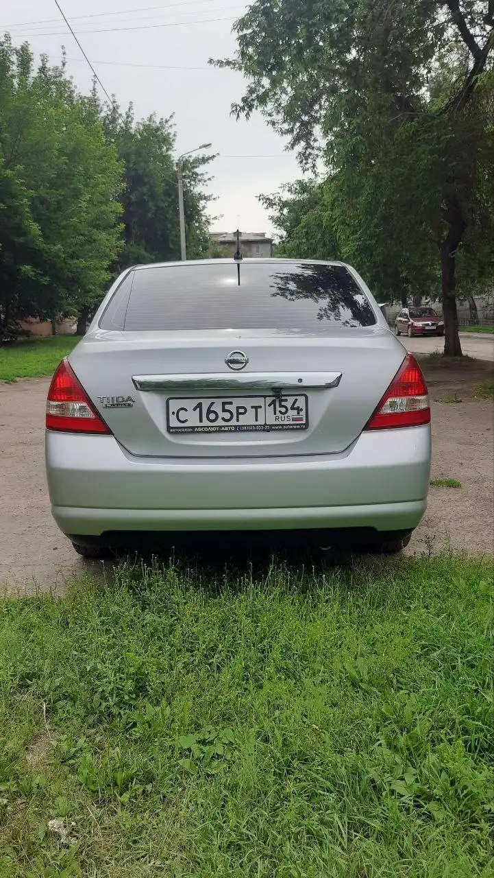 Ниссан Тиида 1.5 вариатор, 2010 - Авто в Иркутск
