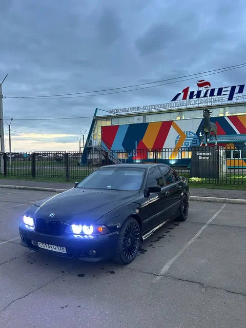 BMW E39 2л механика - Авто в Усть-Ордынский