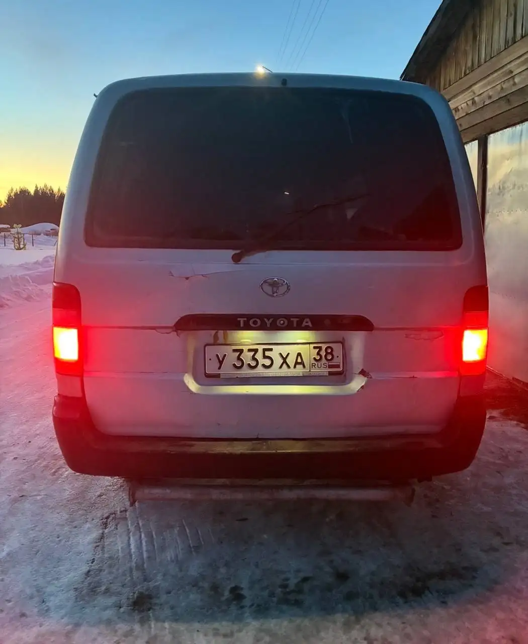 Toyota HIACE 1996 2.5 дизель - Микроавтобусы (Авто) в Иркутск