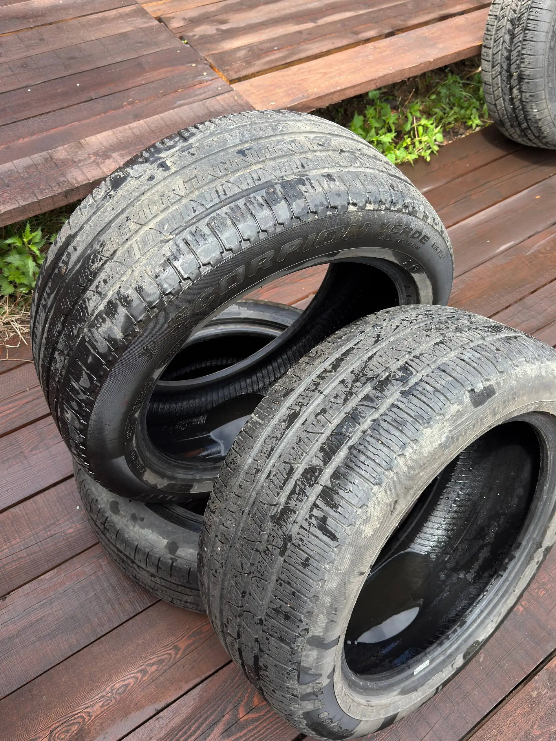 Продам шины Pirelli Scorpion Verde All Season Run Flat 255/50 R19 - Шины и диски (Запчасти) в Иркутск