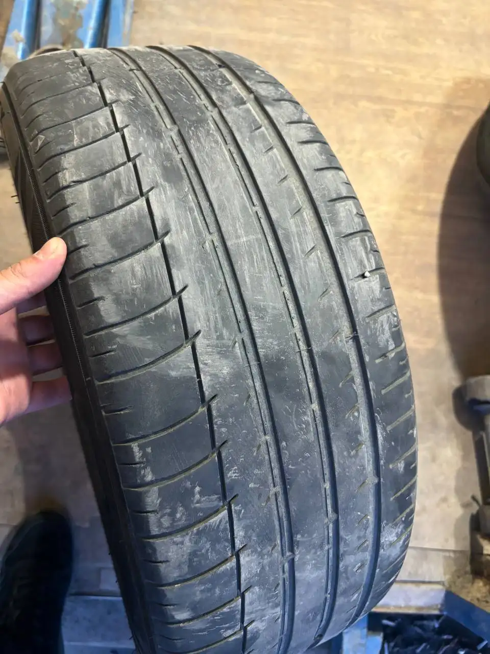 Продам летнюю резину Triangle 215/50 R17 в Иркутске - Шины и диски (Авто) в Иркутск