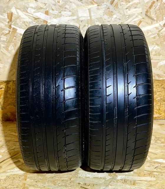 Летние шины Triangle 235/40R18 - Стекла в Иркутск