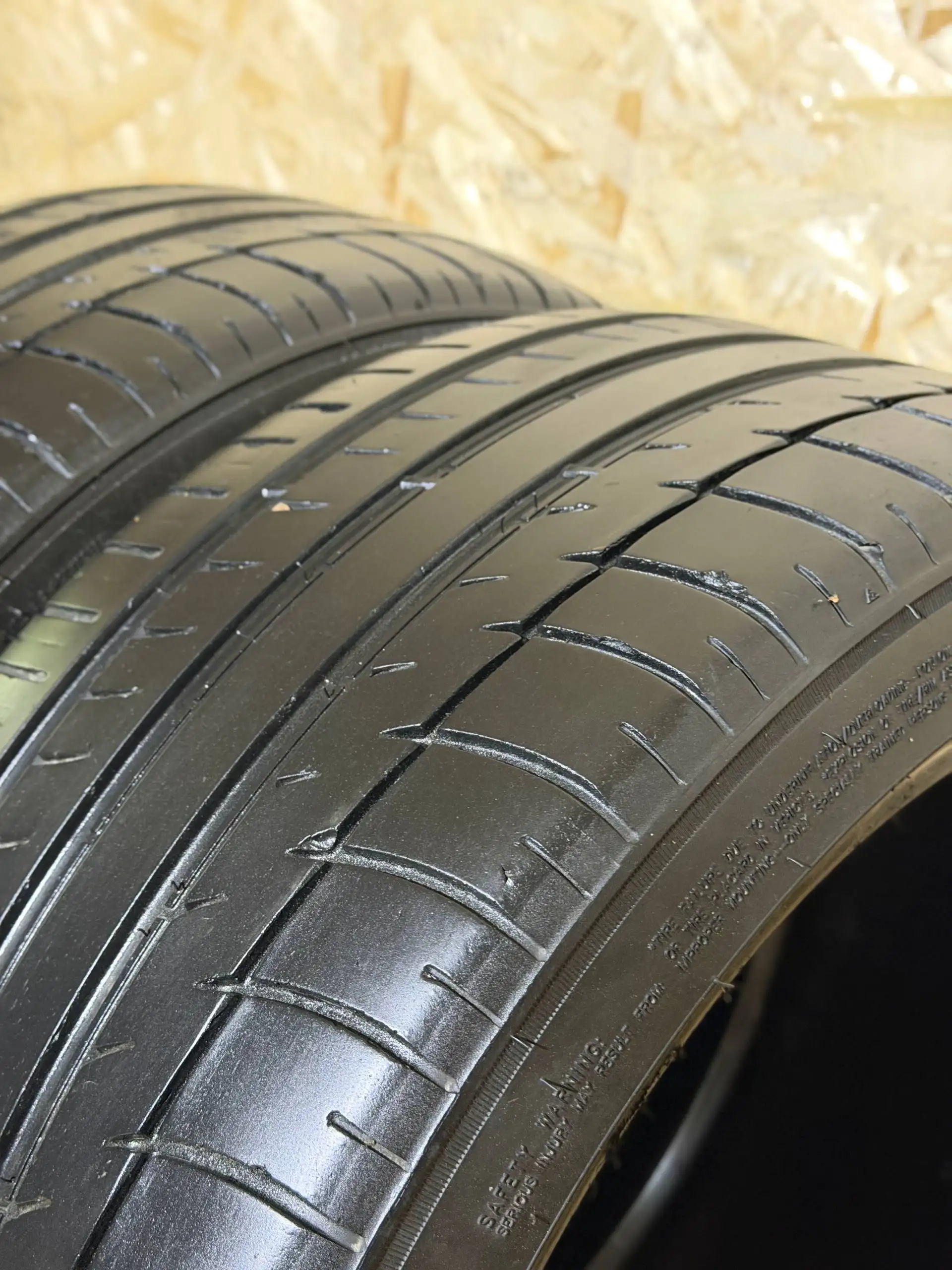 Летние шины Triangle 235/40R18 - Шины и диски (Авто) в Иркутск