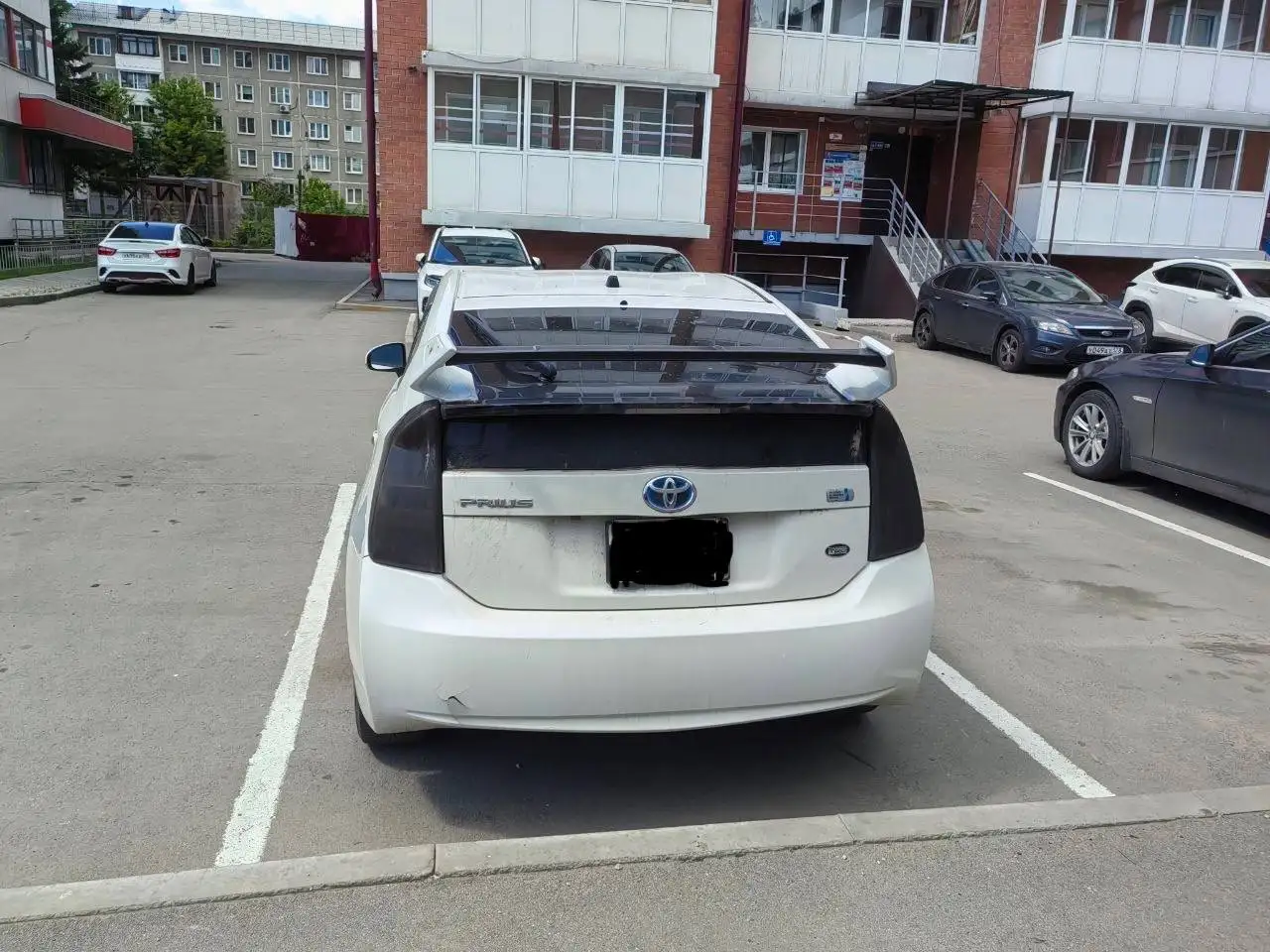 Toyota Prius 2010 - Легковые (Авто) в Иркутск