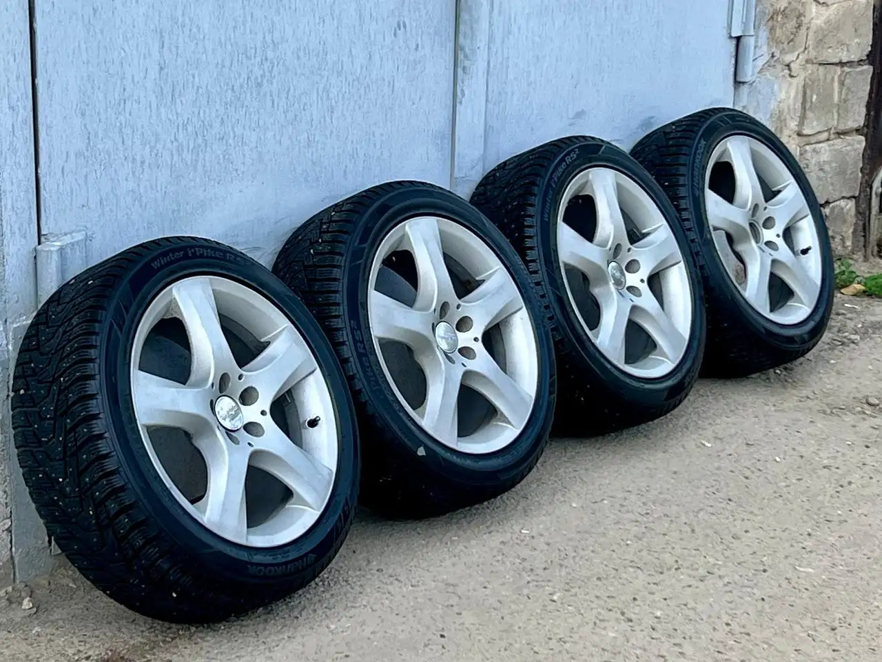 Продам комплект колес R17 5*100 - Колеса и шины (Авто) в Иркутск