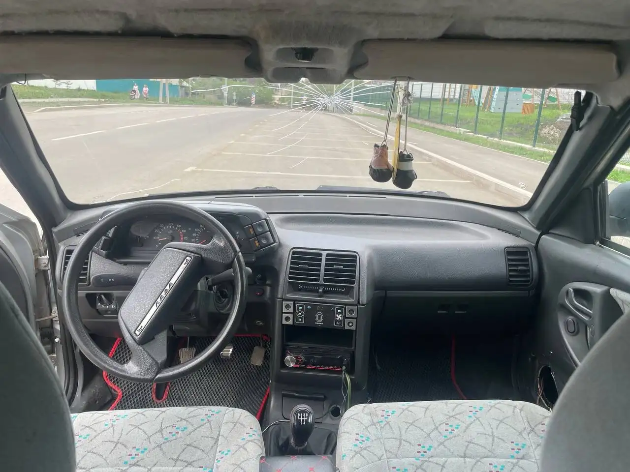 Продажа двигателя 124 шеснарь с пробегом 180 - Двигатели и КПП (Авто) в Иркутск